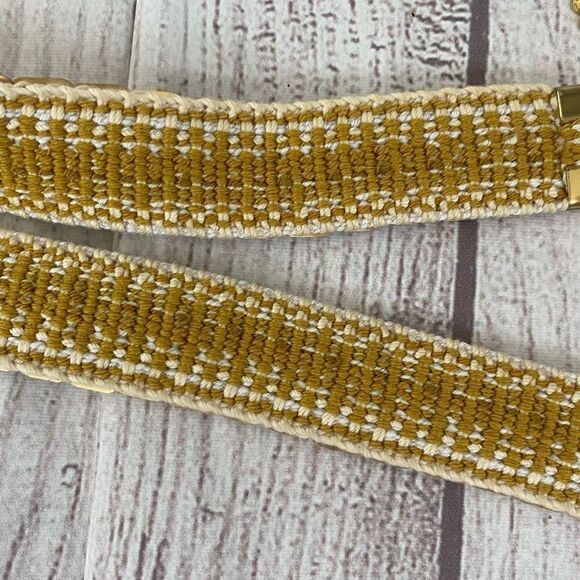 Gold scale belt w/decorative leaf buckle elastic stretch & clasp hook closure - Picture 5 of 9